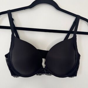 Victoria's Secret Bra Dream Angels Push Up Lined Demi Black Lace Trim Sz 34D